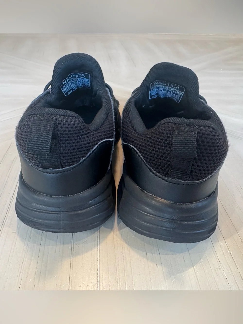 Nautica Meridian 2-Y Kids’ Sneakers – Black – Size 1Y